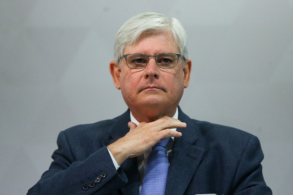 Brasília - O procurador-geral da República, Rodrigo Janot, durante lançamento da campanha Todos juntos contra a corrupção, no Conselho Nacional do Ministério Público (Marcelo Camargo/Agência Brasil) (Foto: Leonardo Lucena) Brasília - O procurador-geral da República, Rodrigo Janot, durante lançamento da campanha Todos juntos contra a corrupção, no Conselho Nacional do Ministério Público (Marcelo Camargo/Agência Brasil)