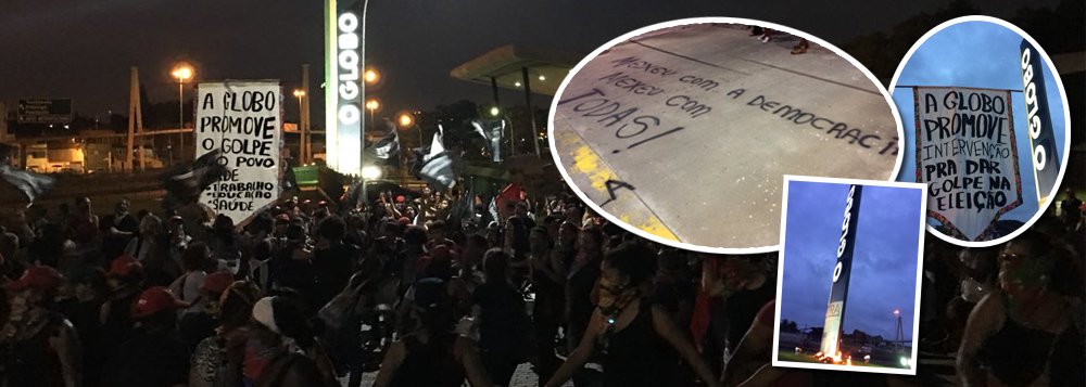 Neste 8 de março, 800 mulheres de diversos movimentos populares ocuparam o parque gráfico do jornal da família Marinho no Rio de Janeiro; objetivo da ação, iniciada às 5h30 da manhã, é denunciar a atuação decisiva da empresa sobre a instabilidade política brasileira; manifestantes destacam a articulação da Globo contra a democracia; jornal O Globo, que apoiou os golpes de 1964 e 2016, foi peça central na destruição da democracia brasileira desde o impedimento da presidenta Dilma em 2016 até perseguição ao ex-presidente Lula, para inviabilizá-lo como candidato em uma eleição democrática (Foto: attuch) Neste 8 de março, 800 mulheres de diversos movimentos populares ocuparam o parque gráfico do jornal da família Marinho no Rio de Janeiro; objetivo da ação, iniciada às 5h30 da manhã, é denunciar a atuação decisiva da empresa sobre a instabilidade política brasileira; manifestantes destacam a articulação da Globo contra a democracia; jornal O Globo, que apoiou os golpes de 1964 e 2016, foi peça central na destruição da democracia brasileira desde o impedimento da presidenta Dilma em 2016 até perseguição ao ex-presidente Lula, para inviabilizá-lo como candidato em uma eleição democrática