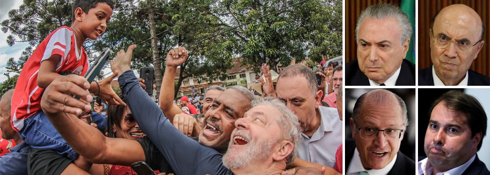 Uma nova rodada da pesquisa Ipsos, elaborada pelo jornal Estado de S. Paulo, revela a dimensão da violência que as forças golpistas estão cometendo contra o povo brasileiro; o levantamento indica que, mesmo após três anos de massacre, Lula é o político mais admirado do Brasil, com 42% de aprovação; enquanto isso, os candidatos alinhados ao golpe se mostram absolutamente inviáveis na urna; Michel Temer e Rodrigo Maia são aprovados por 4%, Henrique Meirelles por 5% e Geraldo Alckmin por 20%; dados de Lula foram omitidos na edição impressa do Estado (Foto: Leonardo Attuch) Uma nova rodada da pesquisa Ipsos, elaborada pelo jornal Estado de S. Paulo, revela a dimensão da violência que as forças golpistas estão cometendo contra o povo brasileiro; o levantamento indica que, mesmo após três anos de massacre, Lula é o político mais admirado do Brasil, com 42% de aprovação; enquanto isso, os candidatos alinhados ao golpe se mostram absolutamente inviáveis na urna; Michel Temer e Rodrigo Maia são aprovados por 4%, Henrique Meirelles por 5% e Geraldo Alckmin por 20%; dados de Lula foram omitidos na edição impressa do Estado