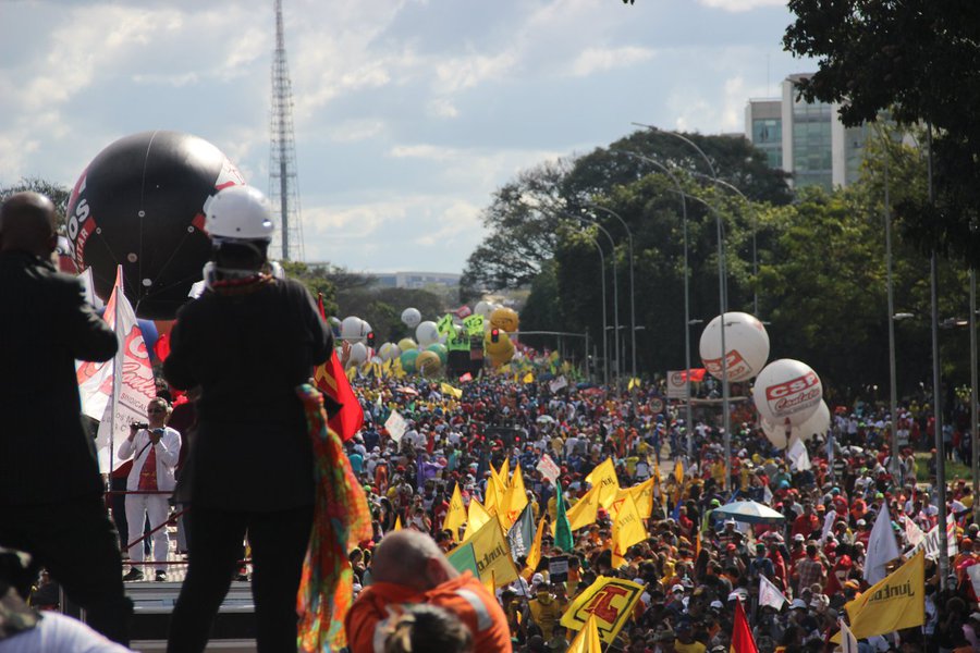 As principais centrais sindicais decidiram que vão preparar uma série de atos e manifestações contra os Estados Unidos após ameaça de criar tarifas à importação de aço e de alumínio para proteger os produtores americanos; se a taxação anunciada pelo presidente Donald Trump for confirmada, as exportações brasileiras serão afetadas, com a consequente e drástica diminuição da produção e dos empregos no Brasil (Foto: Voney Malta) As principais centrais sindicais decidiram que vão preparar uma série de atos e manifestações contra os Estados Unidos após ameaça de criar tarifas à importação de aço e de alumínio para proteger os produtores americanos; se a taxação anunciada pelo presidente Donald Trump for confirmada, as exportações brasileiras serão afetadas, com a consequente e drástica diminuição da produção e dos empregos no Brasil