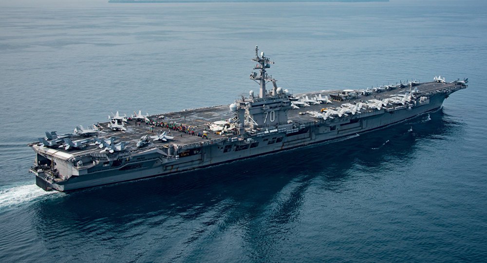 Porta-aviões USS Carl Vinson, da Marinha dos Estados Unidos, chegou nesta segunda-feira (5), ao porto vietnamita de Da Nang, sendo esta a primeira visita do porta-aviões ao Vietnã desde 1975, quando terminou a guerra; guerra do Vietnã decorreu entre o fim dos anos 50 e 1975. As primeiras tropas norte-americanas chegaram ao país em 1961; EUA perderam na guerra cerca de 58 mil efetivos, 1,7 mil pessoas são consideradas como desaparecidas (Foto: Paulo Emílio) Porta-aviões USS Carl Vinson, da Marinha dos Estados Unidos, chegou nesta segunda-feira (5), ao porto vietnamita de Da Nang, sendo esta a primeira visita do porta-aviões ao Vietnã desde 1975, quando terminou a guerra; guerra do Vietnã decorreu entre o fim dos anos 50 e 1975. As primeiras tropas norte-americanas chegaram ao país em 1961; EUA perderam na guerra cerca de 58 mil efetivos, 1,7 mil pessoas são consideradas como desaparecidas