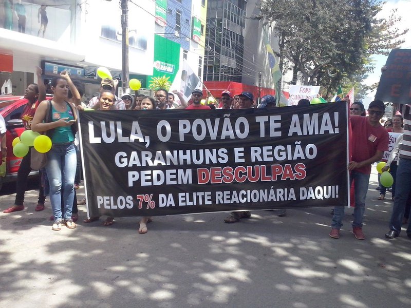 Senadores do PT, como Lindberhg Farias e Gleisi Hoffmann, dentre outros acólitos petistas clamam pela união entre as Esquerdas, porém a união tem que ser em torno de Lula (Foto: Rodolfo Alves Pereira) Senadores do PT, como Lindberhg Farias e Gleisi Hoffmann, dentre outros acólitos petistas clamam pela união entre as Esquerdas, porém a união tem que ser em torno de Lula