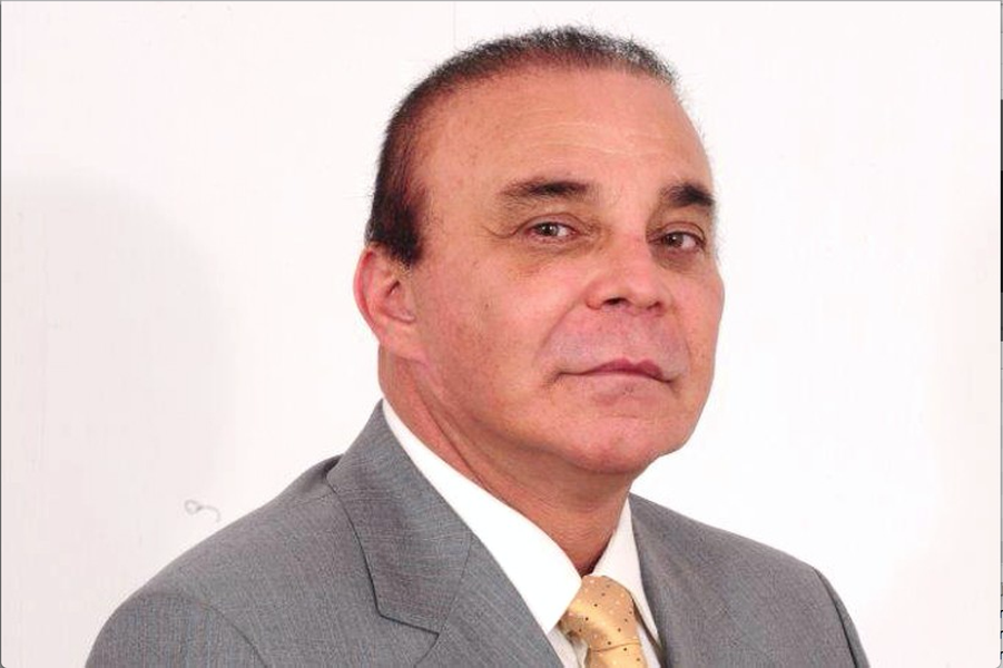 A Procuradoria Geral da República pediu a condenação do deputado federal Anibal Gomes (MDB) e do engenheiro Luís Carlos Batista Sá por corrupção ativa e passiva e lavagem de dinheiro em caso envolvendo a Petrobras em 2008. Além da perda de mandato, o parlamentar pode pegar pena de 40 anos de reclusão e indenização de R$ 12 milhões (Foto: Rodrigo Rocha) A Procuradoria Geral da República pediu a condenação do deputado federal Anibal Gomes (MDB) e do engenheiro Luís Carlos Batista Sá por corrupção ativa e passiva e lavagem de dinheiro em caso envolvendo a Petrobras em 2008. Além da perda de mandato, o parlamentar pode pegar pena de 40 anos de reclusão e indenização de R$ 12 milhões