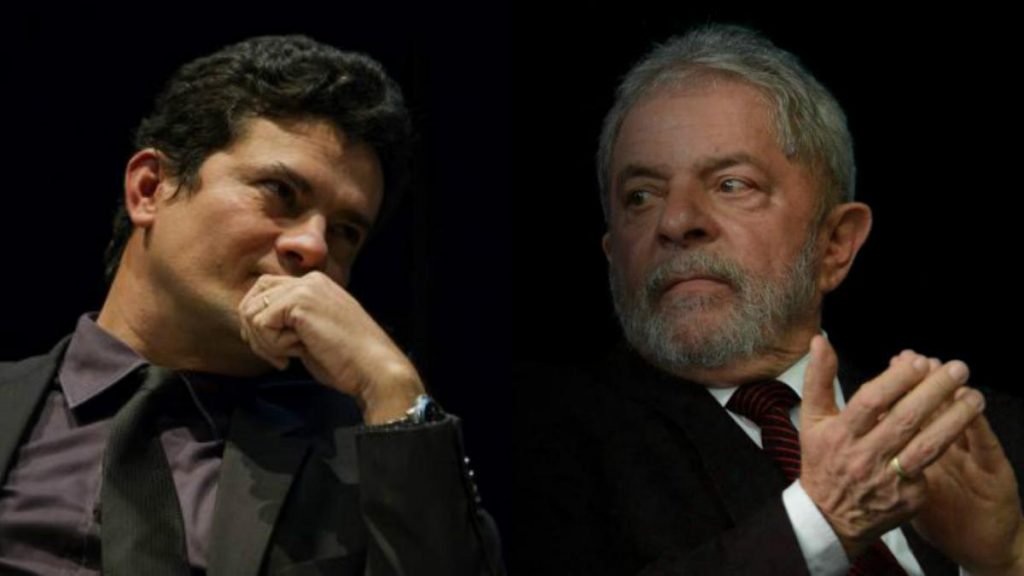 A 8ª Turma do Tribunal Regional Federal da 4ª Região negou nesta quarta-feira, por unanimidade, um pedido de exceção de suspeição contra o juiz federal Sergio Moro, da 13ª Vara Federal de Curitiba, movido pela defesa do ex-presidente Lula; os advogados alegaram que o magistrado teria perdido a imparcialidade para julgar a ação penal Nº 5021365-32.2017.4.04.7000 e se tornado suspeito em razão de atos praticados nos processos contra Lula (Foto: Romulo Faro) A 8ª Turma do Tribunal Regional Federal da 4ª Região negou nesta quarta-feira, por unanimidade, um pedido de exceção de suspeição contra o juiz federal Sergio Moro, da 13ª Vara Federal de Curitiba, movido pela defesa do ex-presidente Lula; os advogados alegaram que o magistrado teria perdido a imparcialidade para julgar a ação penal Nº 5021365-32.2017.4.04.7000 e se tornado suspeito em razão de atos praticados nos processos contra Lula