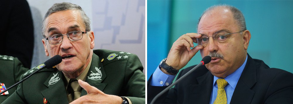 O professor de Relações Internacionais da Unesp Alexandre Fuccille avalia que há uma disputa no interior do próprio Exército sobre qual conduta a ser assumida; "Há pelo menos duas vertentes do Exército brasileiro", diz; segundo ele, uma é do comandante do Exército, general Eduardo Villas Bôas, que acha temerária essa banalização do emprego das forças armadas em missões de GLO; outra vertente é encabeçada pelo ministro-chefe do gabinete de Segurança Institucional, Sérgio Etchegoyen, que diz não ver nenhum problema e usa a velha máxima entre os militares de que missão dada é missão cumprida (Foto: Romulo Faro) O professor de Relações Internacionais da Unesp Alexandre Fuccille avalia que há uma disputa no interior do próprio Exército sobre qual conduta a ser assumida; "Há pelo menos duas vertentes do Exército brasileiro", diz; segundo ele, uma é do comandante do Exército, general Eduardo Villas Bôas, que acha temerária essa banalização do emprego das forças armadas em missões de GLO; outra vertente é encabeçada pelo ministro-chefe do gabinete de Segurança Institucional, Sérgio Etchegoyen, que diz não ver nenhum problema e usa a velha máxima entre os militares de que missão dada é missão cumprida