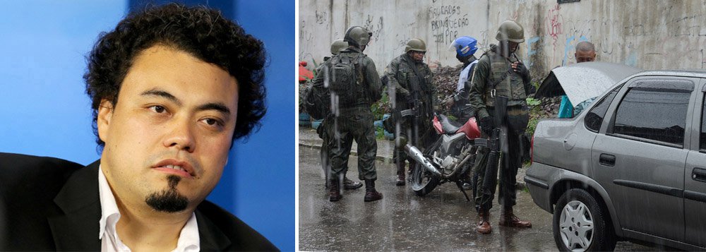 "Moradores sendo fotografados e 'fichados' para poderem sair da comunidade em que vivem. As cenas do Rio de Janeiro sob intervenção federal na área de segurança pública, tendo as Forças Armadas à frente, são apenas o mais novo capítulo de uma longa história de desrespeito aos direitos dos mais pobres", diz o jornalista Leonardo Sakamoto sobre a situação do Rio de Janeiro; "A República vai afundando. A dúvida é se a população, maltratada, vai ser irônica a ponto de bater palmas quando ela desaparecer no horizonte", diz ele (Foto: Aquiles Lins) "Moradores sendo fotografados e 'fichados' para poderem sair da comunidade em que vivem. As cenas do Rio de Janeiro sob intervenção federal na área de segurança pública, tendo as Forças Armadas à frente, são apenas o mais novo capítulo de uma longa história de desrespeito aos direitos dos mais pobres", diz o jornalista Leonardo Sakamoto sobre a situação do Rio de Janeiro; "A República vai afundando. A dúvida é se a população, maltratada, vai ser irônica a ponto de bater palmas quando ela desaparecer no horizonte", diz ele