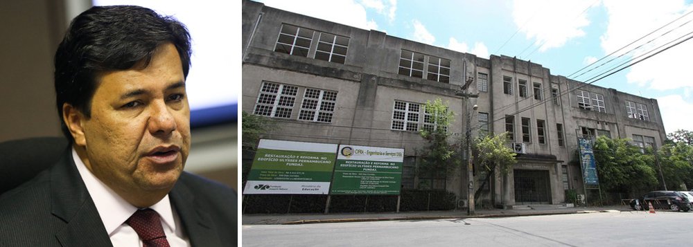 Coletivo de servidores da Fundação Joaquim Nabuco (Fundaj), órgão vinculado ao Ministério da Educação e sediado em Recife (PE), denuncia perseguições políticas e aparelhamento da instituição; em nota publicada nas redes sociais, logo após a saída do ex-presidente do órgão, Luiz Otávio Cavalcanti, nesta segunda-feira (6), o Coletivo Fundaj pela Democracia também levanta suspeita sobre contratações sem licitação, realizadas pela Fundação (Foto: Aquiles Lins) Coletivo de servidores da Fundação Joaquim Nabuco (Fundaj), órgão vinculado ao Ministério da Educação e sediado em Recife (PE), denuncia perseguições políticas e aparelhamento da instituição; em nota publicada nas redes sociais, logo após a saída do ex-presidente do órgão, Luiz Otávio Cavalcanti, nesta segunda-feira (6), o Coletivo Fundaj pela Democracia também levanta suspeita sobre contratações sem licitação, realizadas pela Fundação