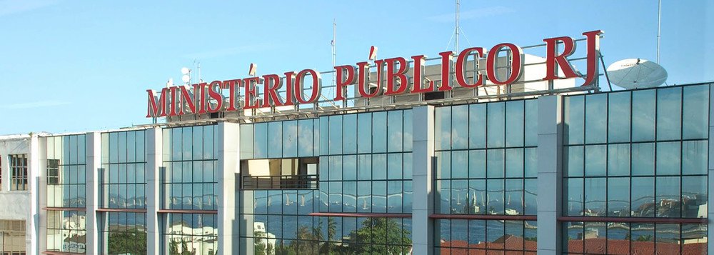 O MP-RJ, entrou com ação civil pública na Justiça, com pedido de liminar, para que o município do Rio seja obrigado a suspender imediatamente a cobrança do IPTU 2018; de acordo com o final da inscrição, a cota única com desconto do IPTU ou a primeira parcela vence entre os dia 7 e 8 de fevereiro; o ajuste do IPTU no Rio já havia sido discutido em ação de vereadores do município; a suspensão da cobrança acabou derrubada em dezembro pela ministra Cármen Lúcia, presidente do STF (Foto: Leonardo Lucena) O MP-RJ, entrou com ação civil pública na Justiça, com pedido de liminar, para que o município do Rio seja obrigado a suspender imediatamente a cobrança do IPTU 2018; de acordo com o final da inscrição, a cota única com desconto do IPTU ou a primeira parcela vence entre os dia 7 e 8 de fevereiro; o ajuste do IPTU no Rio já havia sido discutido em ação de vereadores do município; a suspensão da cobrança acabou derrubada em dezembro pela ministra Cármen Lúcia, presidente do STF