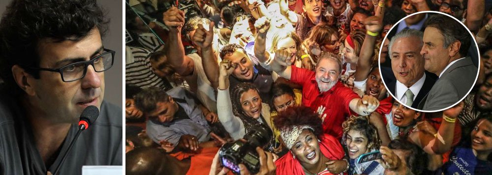 Uma das principais lideranças do Psol, o deputado Marcelo Freixo, do Rio de Janeiro, postou um novo vídeo em defesa da democracia e do direito do ex-presidente Lula de ser candidato; "Não é possível que a gente assista o Temer continuar presidente, o Aécio continuar senador, e o Lula não poder ser candidato"; segundo ele, os processos contra Lula têm a marca do arbítrio, enquanto Temer já foi denunciado por corrupção e organização criminosa e Aécio se transformou no símbolo maior da impunidade no Brasil; "a democracia é muito frágil e precisa ser defendida", afirma (Foto: Leonardo Attuch) Uma das principais lideranças do Psol, o deputado Marcelo Freixo, do Rio de Janeiro, postou um novo vídeo em defesa da democracia e do direito do ex-presidente Lula de ser candidato; "Não é possível que a gente assista o Temer continuar presidente, o Aécio continuar senador, e o Lula não poder ser candidato"; segundo ele, os processos contra Lula têm a marca do arbítrio, enquanto Temer já foi denunciado por corrupção e organização criminosa e Aécio se transformou no símbolo maior da impunidade no Brasil; "a democracia é muito frágil e precisa ser defendida", afirma