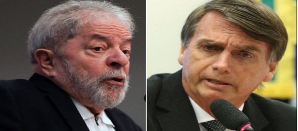 O jornal mostra que o confronto principal está entre o ex-presidente Lula, que tentará um terceiro mandato, e a extrema direita, representada pelo deputado federal Jair Bolsonaro; texto diz que o principal desafio de Lula é nos próximos dias: enfrentar um julgamento que pode impedi-lo de concorrer ao cargo de presidente do Brasil; Lula hoje lidera as pesquisas, até com certa folga para Bolsonaro, o segundo colocado; "Atrás dele em segundo lugar, o deputado Jair Bolsonaro, um legislador de extrema direita com uma longa história de críticas incendiárias e grossas, mulheres menosprezadas, negros e gays", diz o NYT (Foto: José Barbacena) O jornal mostra que o confronto principal está entre o ex-presidente Lula, que tentará um terceiro mandato, e a extrema direita, representada pelo deputado federal Jair Bolsonaro; texto diz que o principal desafio de Lula é nos próximos dias: enfrentar um julgamento que pode impedi-lo de concorrer ao cargo de presidente do Brasil; Lula hoje lidera as pesquisas, até com certa folga para Bolsonaro, o segundo colocado; "Atrás dele em segundo lugar, o deputado Jair Bolsonaro, um legislador de extrema direita com uma longa história de críticas incendiárias e grossas, mulheres menosprezadas, negros e gays", diz o NYT