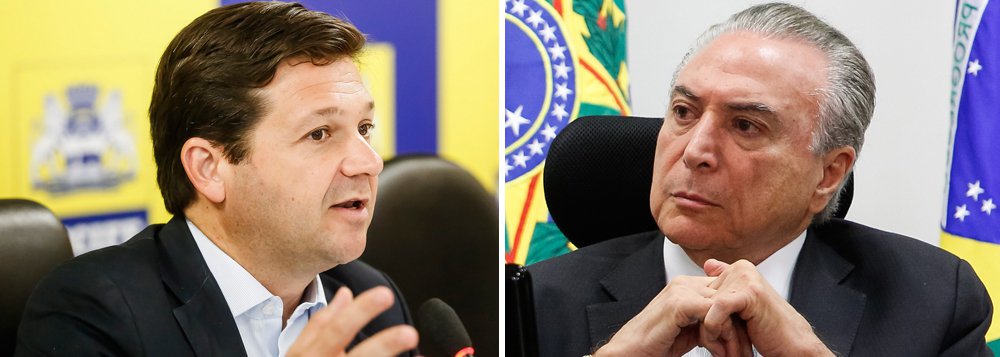 Prefeito do Recife, Geraldo Julio (PSB), criticou duramente o governo Michel Temer; segundo ele, "O governo que está em Brasília tem trazido muitas notícias ruins para o povo nordestino, mas estamos aqui firmes e otimistas", disse ao participar de uma missa de Ação de Graças, no bairro de Casa Forte (Foto: Paulo Emílio) Prefeito do Recife, Geraldo Julio (PSB), criticou duramente o governo Michel Temer; segundo ele, "O governo que está em Brasília tem trazido muitas notícias ruins para o povo nordestino, mas estamos aqui firmes e otimistas", disse ao participar de uma missa de Ação de Graças, no bairro de Casa Forte