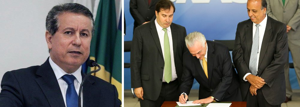 Presidente da OAB seccional de Sergipe, Henri Clay Andrade, formalizou pedido ao presidente da OAB nacional, Cláudio Lamachia, análise do decreto de intervenção federal na segurança pública do Rio de Janeiro; no requerimento, o Presidente da OAB/SE expõe preocupações cívicas e inconsistências jurídicas do decreto, apontando, dentre outras, a natureza militar da intervenção e a ausência de fundamentação (Foto: Aquiles Lins) Presidente da OAB seccional de Sergipe, Henri Clay Andrade, formalizou pedido ao presidente da OAB nacional, Cláudio Lamachia, análise do decreto de intervenção federal na segurança pública do Rio de Janeiro; no requerimento, o Presidente da OAB/SE expõe preocupações cívicas e inconsistências jurídicas do decreto, apontando, dentre outras, a natureza militar da intervenção e a ausência de fundamentação