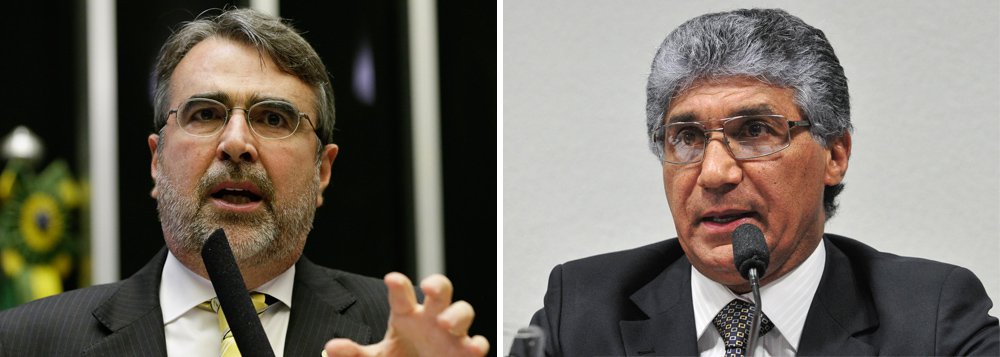 Deputado Henrique Fontana apontou mais um indício da seletividade da Justiça em favor do PSDB, ao comentar a informação da descoberta de R$ 113 milhões do ex-presidente da Dersa Paulo Vieira da Silva, o Paulo Preto, apontado como operador do PSDB; "Mais uma conta ilegal de tucano na Suíça com 113 milhões e com provas. Paulo Preto, operador do PSDB com papel decisivo na campanha presidencial de José Serra e de outros tucanos de alta plumagem. PERGUNTA: Por que não encontram provas robustas como está contra Lula e Dilma?", questionou Fontana (Foto: Aquiles Lins) Deputado Henrique Fontana apontou mais um indício da seletividade da Justiça em favor do PSDB, ao comentar a informação da descoberta de R$ 113 milhões do ex-presidente da Dersa Paulo Vieira da Silva, o Paulo Preto, apontado como operador do PSDB; "Mais uma conta ilegal de tucano na Suíça com 113 milhões e com provas. Paulo Preto, operador do PSDB com papel decisivo na campanha presidencial de José Serra e de outros tucanos de alta plumagem. PERGUNTA: Por que não encontram provas robustas como está contra Lula e Dilma?", questionou Fontana