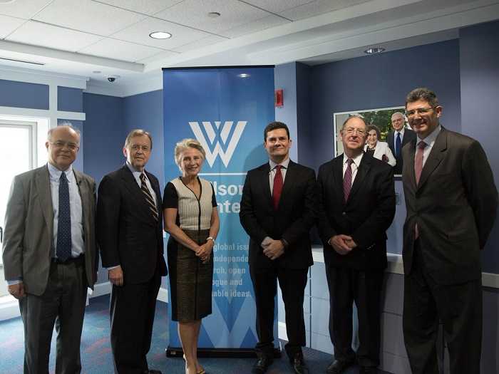 Muitos indícios me fazem acreditar que o Wilson Center foi um dos organizadores do golpe no Brasil (Foto: Miguel do Rosário) Muitos indícios me fazem acreditar que o Wilson Center foi um dos organizadores do golpe no Brasil