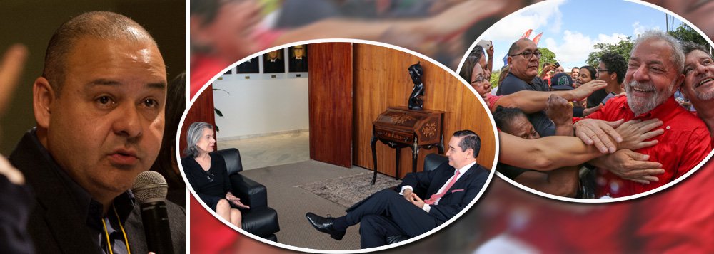 Presidente da CUT, Vagner Freitas, comenta o pedido do Tribunal Regional Federal da 4ª Região (TRF4) de aumentar a segurança no dia 24, quando o recurso do ex-presidente Lula será julgado em Porto Alegre, e afirma que "violentos são os que deram o golpe, quebraram a ordem constitucional, rasgaram a Constituição e querem uma sociedade excludente"; em reunião com a presidente do STF, Cármen Lúcia, segunda segunda-feira 15 em Brasília, o presidente do TRF4, ministro Thompson Flores, disse que os desembargadores estão sendo ameaçados, mas não deu detalhes (Foto: Gisele Federicce) Presidente da CUT, Vagner Freitas, comenta o pedido do Tribunal Regional Federal da 4ª Região (TRF4) de aumentar a segurança no dia 24, quando o recurso do ex-presidente Lula será julgado em Porto Alegre, e afirma que "violentos são os que deram o golpe, quebraram a ordem constitucional, rasgaram a Constituição e querem uma sociedade excludente"; em reunião com a presidente do STF, Cármen Lúcia, segunda segunda-feira 15 em Brasília, o presidente do TRF4, ministro Thompson Flores, disse que os desembargadores estão sendo ameaçados, mas não deu detalhes