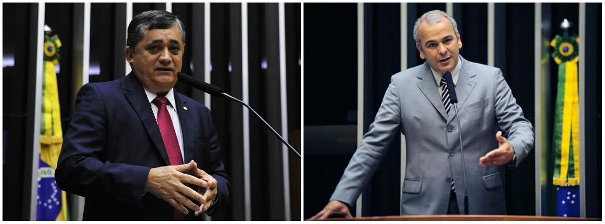 Após Michel Temer anunciar a criação do Ministério da Segurança Pública, o deputado o líder do PSB na Câmara, deputado Júlio Delgado (MG) - à dir., na foto -, disse que a medida "nada mais é do que uma solução improvisada, sem planejamento algum e que vai garantir a autorização para aumento de despesas pela União"; para o líder da Minoria na Câmara, José Guimarães (PT-CE), disse preferir "o caminho democrático de prevenção e ações ostensivas a medidas extremas como essa intervenção decretada recentemente", reclamou Guimarães, numa referência à situação do Rio (Foto: Leonardo Lucena) Após Michel Temer anunciar a criação do Ministério da Segurança Pública, o deputado o líder do PSB na Câmara, deputado Júlio Delgado (MG) - à dir., na foto -, disse que a medida "nada mais é do que uma solução improvisada, sem planejamento algum e que vai garantir a autorização para aumento de despesas pela União"; para o líder da Minoria na Câmara, José Guimarães (PT-CE), disse preferir "o caminho democrático de prevenção e ações ostensivas a medidas extremas como essa intervenção decretada recentemente", reclamou Guimarães, numa referência à situação do Rio
