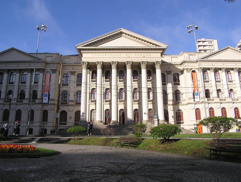 A Universidade Federal do Paraná divulgou nesta sexta-feira (12) os nomes dos 5.355 aprovados no processo seletivo 2018; cerca de 60% dos ingressantes cursaram escola pública e 46% deles foram aprovados pelo programa de cotas da universidade paranaense (Foto: Charles Nisz) A Universidade Federal do Paraná divulgou nesta sexta-feira (12) os nomes dos 5.355 aprovados no processo seletivo 2018; cerca de 60% dos ingressantes cursaram escola pública e 46% deles foram aprovados pelo programa de cotas da universidade paranaense