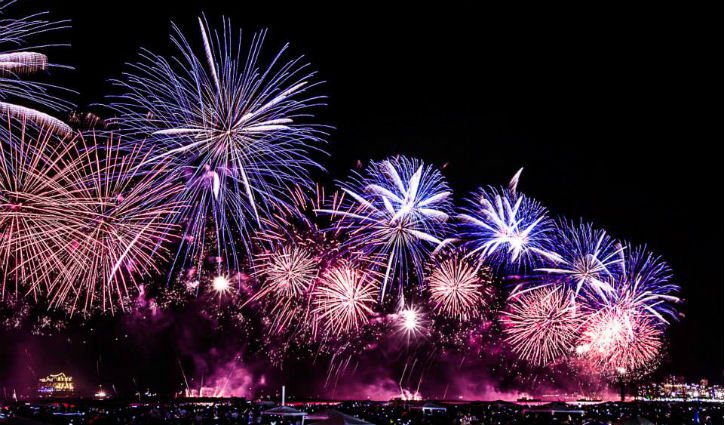 Deixamos 2017 numa ruína de dar dó, depois de sete anos em que o país era anunciado ao mundo como o bola da vez. Mas o balanço de 2017 não pode ser catatônico, choroso, mimizento. Ele pode e tem que ser um balanço de fé e de coragem, daqueles que vergam, mas não quebram. Daqueles que são madeira de lei que cupim não rói (Foto: Renato Rovai) Deixamos 2017 numa ruína de dar dó, depois de sete anos em que o país era anunciado ao mundo como o bola da vez. Mas o balanço de 2017 não pode ser catatônico, choroso, mimizento. Ele pode e tem que ser um balanço de fé e de coragem, daqueles que vergam, mas não quebram. Daqueles que são madeira de lei que cupim não rói