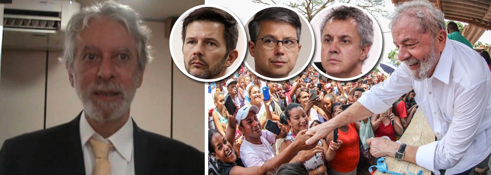 “Antes era um soldado ou policial que na calada da noite destruía o cidadão. Agora é uma sentença à luz do dia”, diz Marcio Sotelo Felipe, que escreveu o artigo "Lawfare, o crime chamado Justiça", sobre a perseguição de setores do Poder Judiciário contra o ex-presidente Lula; segundo ele, se a condenação se confirmar pelos três desembargadores gaúchos, a Constituição passará a ser um pedaço de papel e juízes estarão assumindo o papel de generais (Foto: Leonardo Attuch) “Antes era um soldado ou policial que na calada da noite destruía o cidadão. Agora é uma sentença à luz do dia”, diz Marcio Sotelo Felipe, que escreveu o artigo "Lawfare, o crime chamado Justiça", sobre a perseguição de setores do Poder Judiciário contra o ex-presidente Lula; segundo ele, se a condenação se confirmar pelos três desembargadores gaúchos, a Constituição passará a ser um pedaço de papel e juízes estarão assumindo o papel de generais
