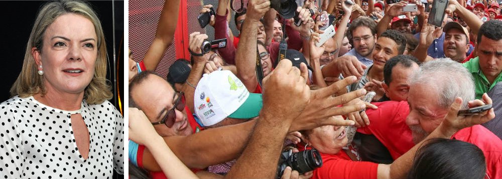 Senadora e presidente nacional do PT Gleisi Hoffmann (PR) assegura, em entrevista à TV 247, que a candidatura de Lula será registrada no dia 15 de agosto; "Lula vai estar na campanha, vai fazer campanha de rádio e TV, vai estar falando com o povo, vai ter um apoio de massa e vai estar na urna eletrônica. Como é que vocês vão justificar para o mundo que vocês vão tirar um candidato que tem apoio popular, que vai estar na urna eletrônica e que a maioria do povo brasileiro quer votar? Vão querer cassar o direito do povo brasileiro votar?", questiona; assista à íntegra (Foto: Felipe L. Goncalves) Senadora e presidente nacional do PT Gleisi Hoffmann (PR) assegura, em entrevista à TV 247, que a candidatura de Lula será registrada no dia 15 de agosto; "Lula vai estar na campanha, vai fazer campanha de rádio e TV, vai estar falando com o povo, vai ter um apoio de massa e vai estar na urna eletrônica. Como é que vocês vão justificar para o mundo que vocês vão tirar um candidato que tem apoio popular, que vai estar na urna eletrônica e que a maioria do povo brasileiro quer votar? Vão querer cassar o direito do povo brasileiro votar?", questiona; assista à íntegra