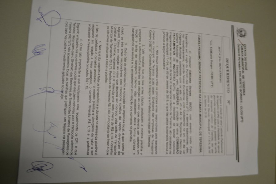O vereador Edilberto Borges, o Dudu (PT), propôs nesta quarta-feira (6), na Câmara Municipal. a criação de Comissão Parlamentar de Inquérito (CPI) para investigar o valor da passagem do transporte público de Teresina; o requerimento do vereador já conta com 7 das 10 assinaturas necessárias para instalação da CPI (Foto: Charles Nisz) O vereador Edilberto Borges, o Dudu (PT), propôs nesta quarta-feira (6), na Câmara Municipal. a criação de Comissão Parlamentar de Inquérito (CPI) para investigar o valor da passagem do transporte público de Teresina; o requerimento do vereador já conta com 7 das 10 assinaturas necessárias para instalação da CPI