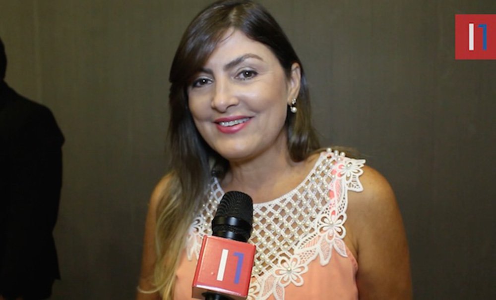 Ao ser eleito como o novo presidente da Assembleia Legislativa da Bahia, Ângelo Coronel tratou de “empossar” a sua esposa, Eleusa Coronel como a “resolve tudo” na Casa. Dizem alguns deputados que, o marido é o presidente, mas quem manda mesmo é a esposa dele (Foto: Dimas Roque) Ao ser eleito como o novo presidente da Assembleia Legislativa da Bahia, Ângelo Coronel tratou de “empossar” a sua esposa, Eleusa Coronel como a “resolve tudo” na Casa. Dizem alguns deputados que, o marido é o presidente, mas quem manda mesmo é a esposa dele