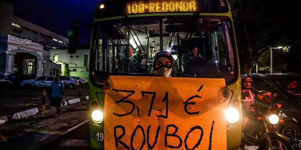 A concentração será na Praça do Fripisa e em seguida os manifestantes seguirão para a avenida Frei Serafim; segundo o Diretório Central dos Estudantes (DCE) da Universidade Federal do Piauí (UFPI), haverá uma aula pública sobre transporte público às 14h com o promotor de justiça Fernando Santos, no auditório do IFPI (Foto: Charles Nisz) A concentração será na Praça do Fripisa e em seguida os manifestantes seguirão para a avenida Frei Serafim; segundo o Diretório Central dos Estudantes (DCE) da Universidade Federal do Piauí (UFPI), haverá uma aula pública sobre transporte público às 14h com o promotor de justiça Fernando Santos, no auditório do IFPI