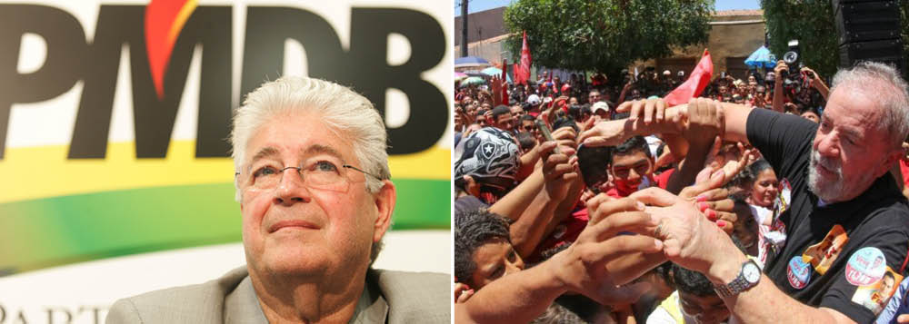 Em mensagem de ano novo, o senador Roberto Requião (MDB-PR) advertiu que o próximo presidente República não pode ser escolhido por uma pequena parte do Ministério Público nem por alguns juízes; "Tem que ser escolhido pelo voto direito do povo brasileiro. Isso minha gente, se chama democracia", disse Requião em vídeo; "Asseguro aos brasileiros, se escolherem acertadamente os seus líderes, sem a odiosa discriminação que as classes dominantes e elites dirigentes nutrem pelo mais popular de nossos presidentes na história, poderemos no curto prazo um plano econômico que poderá tirar o Brasil da crise de renda e de desemprego. O contrário disso será o caos"; assista (Foto: Aquiles Lins) Em mensagem de ano novo, o senador Roberto Requião (MDB-PR) advertiu que o próximo presidente República não pode ser escolhido por uma pequena parte do Ministério Público nem por alguns juízes; "Tem que ser escolhido pelo voto direito do povo brasileiro. Isso minha gente, se chama democracia", disse Requião em vídeo; "Asseguro aos brasileiros, se escolherem acertadamente os seus líderes, sem a odiosa discriminação que as classes dominantes e elites dirigentes nutrem pelo mais popular de nossos presidentes na história, poderemos no curto prazo um plano econômico que poderá tirar o Brasil da crise de renda e de desemprego. O contrário disso será o caos"; assista