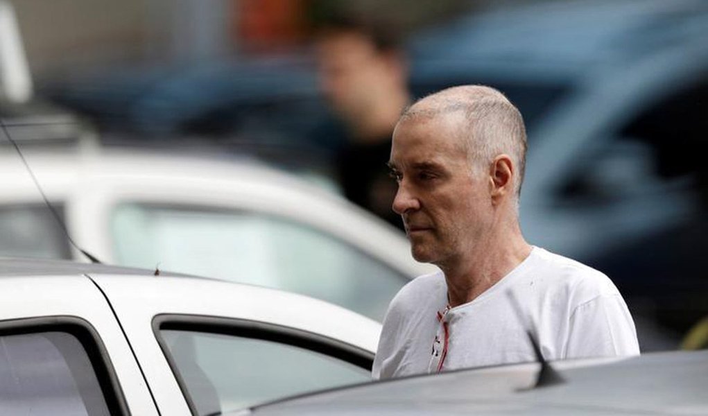 A Procuradoria-Geral da República rejeitou a proposta de delação premiada do empresário Eike Batista; a informação foi divulgada por "Veja"; Eike foi preso em janeiro do ano passado, pela Operação Eficiência; em colaboração premiada, dois doleiros afirmaram que Eike pagou propina de R$ 16,5 milhões ao ex-governador do Rio Sergio Cabral; segundo o MPF, o pagamento foi feito por meio de contratos fictícios e depósitos em conta no exterior (Foto: Leonardo Lucena) A Procuradoria-Geral da República rejeitou a proposta de delação premiada do empresário Eike Batista; a informação foi divulgada por "Veja"; Eike foi preso em janeiro do ano passado, pela Operação Eficiência; em colaboração premiada, dois doleiros afirmaram que Eike pagou propina de R$ 16,5 milhões ao ex-governador do Rio Sergio Cabral; segundo o MPF, o pagamento foi feito por meio de contratos fictícios e depósitos em conta no exterior