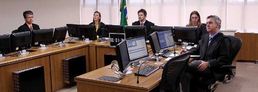 Mesmo em situação de unanimidade em torno da condenação de Lula, uma eventual divergência na dosimetria da punição pode ampliar os recursos disponíveis para a defesa (Foto: Gisele Federicce) Mesmo em situação de unanimidade em torno da condenação de Lula, uma eventual divergência na dosimetria da punição pode ampliar os recursos disponíveis para a defesa