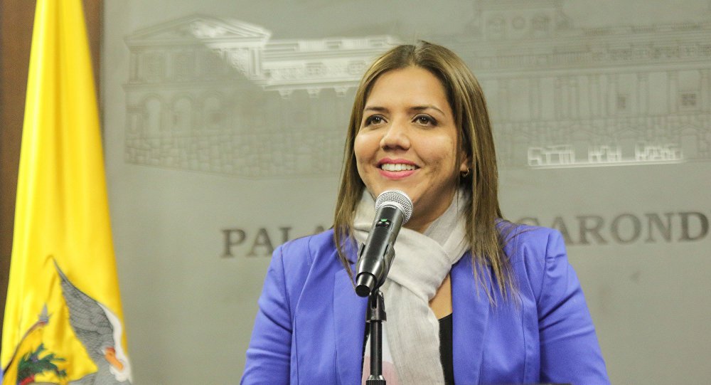 A Assembleia Nacional do Equador escolheu neste sábado a nova vice-presidente do país: Maria Alejandra Vicuña; ela irá substituir Jorge Glas, condenado e preso por envolvimento com o pagamento de propinas da empreiteira Odebrecht no país; seu nome foi aprovado por 70 votos dos 106 presentes na sessão; ela fazia parte de uma lista enviada pelo presidente Lenín Moreno (Foto: Romulo Faro) A Assembleia Nacional do Equador escolheu neste sábado a nova vice-presidente do país: Maria Alejandra Vicuña; ela irá substituir Jorge Glas, condenado e preso por envolvimento com o pagamento de propinas da empreiteira Odebrecht no país; seu nome foi aprovado por 70 votos dos 106 presentes na sessão; ela fazia parte de uma lista enviada pelo presidente Lenín Moreno