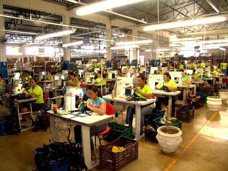 Município do Território Oeste ficou também em 7º lugar na criação de postos de trabalho no país de janeiro a novembro do ano passado; a cidade de Nova Serrana criou 3.399 vagas de emprego em 2017, segundo dados do ministério do Trabalho (Foto: Charles Nisz) Município do Território Oeste ficou também em 7º lugar na criação de postos de trabalho no país de janeiro a novembro do ano passado; a cidade de Nova Serrana criou 3.399 vagas de emprego em 2017, segundo dados do ministério do Trabalho
