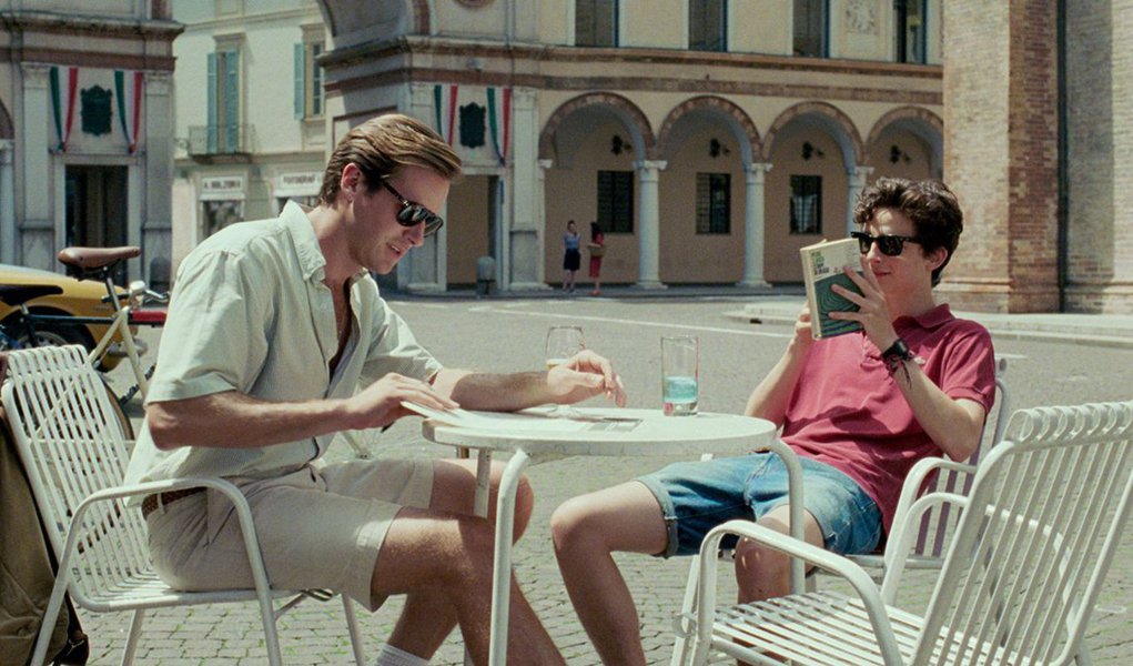 Afastado do cinema desde 2009, James Ivory ("Uma janela para o amor", "Retorno a Howards End") planejava retornar com uma adaptação de "Me chame pelo seu nome", romance de estreia do autor egípcio-americano André Aciman. Ele viu potencial nesta história que mostra, entre outros pontos, o desabrochar da sexualidade de um jovem de 17 anos durante o verão italiano de 1983 (Foto: Romulo Faro) Afastado do cinema desde 2009, James Ivory ("Uma janela para o amor", "Retorno a Howards End") planejava retornar com uma adaptação de "Me chame pelo seu nome", romance de estreia do autor egípcio-americano André Aciman. Ele viu potencial nesta história que mostra, entre outros pontos, o desabrochar da sexualidade de um jovem de 17 anos durante o verão italiano de 1983