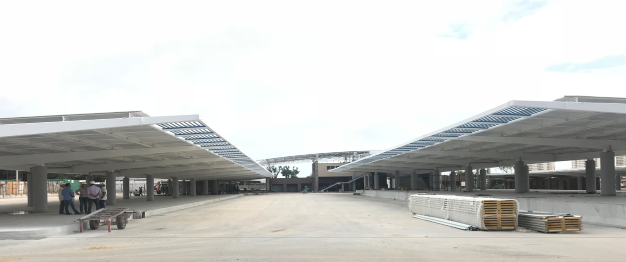A Prefeitura de Fortaleza realiza, a partir da meia noite deste sábado (27), a transferência operacional dos ônibus do terminal provisório para o novo Terminal de Messejana. No mesmo dia, o prefeito Roberto Cláudio (PDT) inaugura a Central de Medicamentos do Terminal, a sétima em funcionamento na Capital, e o Terminal Literário de Messejana (Foto: Rodrigo Rocha) A Prefeitura de Fortaleza realiza, a partir da meia noite deste sábado (27), a transferência operacional dos ônibus do terminal provisório para o novo Terminal de Messejana. No mesmo dia, o prefeito Roberto Cláudio (PDT) inaugura a Central de Medicamentos do Terminal, a sétima em funcionamento na Capital, e o Terminal Literário de Messejana