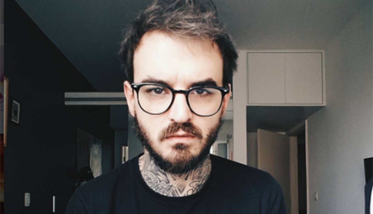 O youtouber, que tem mais de 1 milhão de seguidores do Twitter, recusou o “convite” do governo federal para falar bem da reforma da Previdência; PC Siqueira, além de recusar a campanha, disparou: "Não me misturo com golpista" (Foto: Charles Nisz) O youtouber, que tem mais de 1 milhão de seguidores do Twitter, recusou o “convite” do governo federal para falar bem da reforma da Previdência; PC Siqueira, além de recusar a campanha, disparou: "Não me misturo com golpista"