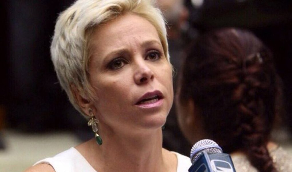 Ser investigado, indiciado ou condenado, virou requisito básico para fazer parte do governo golpista de Mr. Temer. Não nos surpreendamos se Suzane Richthofen for escolhida para a secretaria dos direitos humanos e Fernandinho Beira Mar para o ministério da defesa. Parece piada, mas não é (Foto: Nêggo Tom) Ser investigado, indiciado ou condenado, virou requisito básico para fazer parte do governo golpista de Mr. Temer. Não nos surpreendamos se Suzane Richthofen for escolhida para a secretaria dos direitos humanos e Fernandinho Beira Mar para o ministério da defesa. Parece piada, mas não é