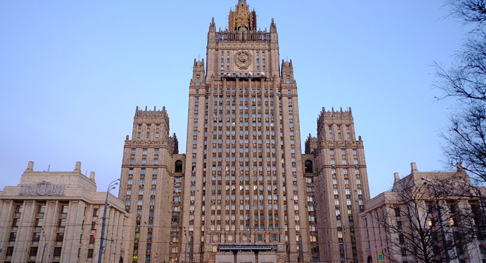 Moscou considera como extremamente negativas as últimas declarações do presidente dos EUA, Donald Trump, sobre o futuro do acordo nuclear com o Irã, disse à Sputnik o vice-ministro das Relações Exteriores da Rússia, Sergei Ryabkov. "Consideramos extremamente negativas as decisões e declarações de Washington, as nossas piores previsões estão se tornando realidade", afirmou ele
(Foto: Leonardo Attuch)
Moscou considera como extremamente negativas as últimas declarações do presidente dos EUA, Donald Trump, sobre o futuro do acordo nuclear com o Irã, disse à Sputnik o vice-ministro das Relações Exteriores da Rússia, Sergei Ryabkov. "Consideramos extremamente negativas as decisões e declarações de Washington, as nossas piores previsões estão se tornando realidade", afirmou ele
