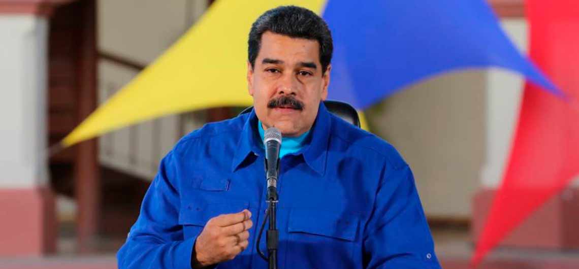 Presidente da Venezuela, Nicolás Maduro, anunciou uma reestruturação da dívida externa do país e garantiu que já pagou, por estas obrigações, US$ 74 bilhões; "Há conversas de trabalho de novas fórmulas que pretendo ativar muito em breve, novas fórmulas que representem um refinanciamento, uma reestruturação de todos os pagamentos externos da Venezuela", informou Maduro durante um evento nesta quinta-feira no qual fez um balanço do ano de 2017 (Foto: Aquiles Lins) Presidente da Venezuela, Nicolás Maduro, anunciou uma reestruturação da dívida externa do país e garantiu que já pagou, por estas obrigações, US$ 74 bilhões; "Há conversas de trabalho de novas fórmulas que pretendo ativar muito em breve, novas fórmulas que representem um refinanciamento, uma reestruturação de todos os pagamentos externos da Venezuela", informou Maduro durante um evento nesta quinta-feira no qual fez um balanço do ano de 2017