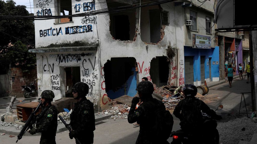 A intervenção militar na área de segurança no Rio de Janeiro é o resultado final de uma tragédia anunciada (Foto: Tarso Genro) A intervenção militar na área de segurança no Rio de Janeiro é o resultado final de uma tragédia anunciada