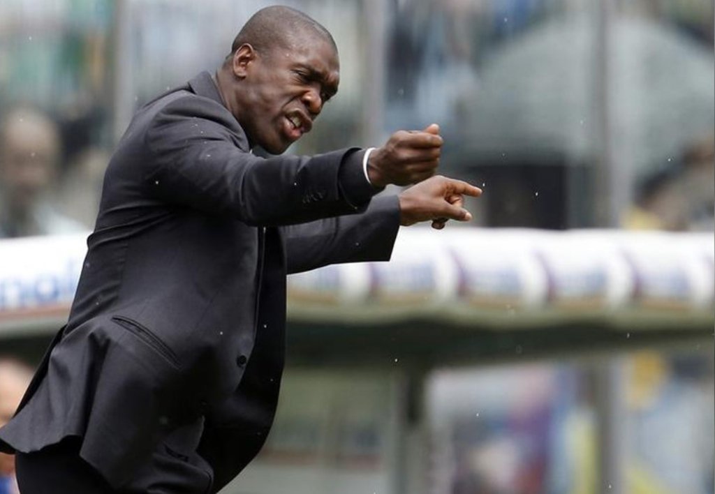 O Deportivo de La Coruña anunciou que o ex-meio-campista holandês Clarence Seedorf será o treinador da equipe até o final da temporada; o time espahol, que está em 18º lugar no campeonato, demitiu Cristobal Parralo no domingo, e o holandês Seedorf é o terceiro técnico nesta temporada (Foto: Leonardo Lucena) O Deportivo de La Coruña anunciou que o ex-meio-campista holandês Clarence Seedorf será o treinador da equipe até o final da temporada; o time espahol, que está em 18º lugar no campeonato, demitiu Cristobal Parralo no domingo, e o holandês Seedorf é o terceiro técnico nesta temporada
