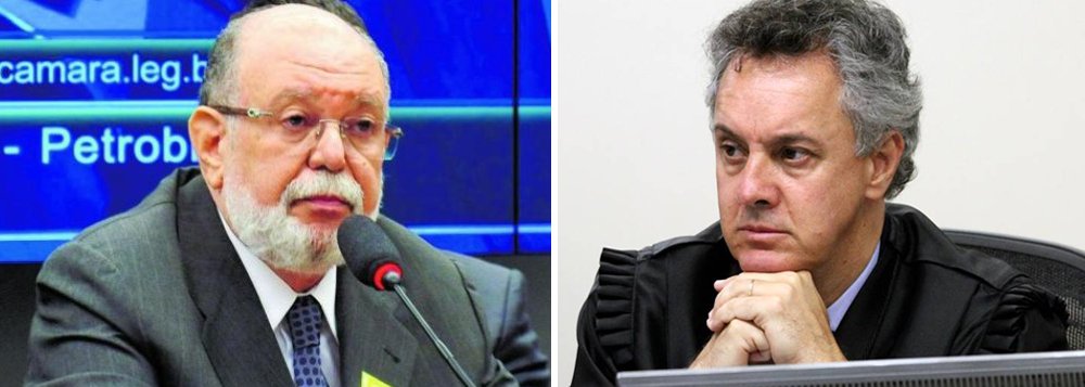 O relator do processo no TRF4 considerou que Léo Pinheiro e Agenor Franklin, ex-executivo da construtora, prestaram "cooperação efetiva" com o processo e, por isso, votou por reduzir a pena dos dois ex-dirigentes da OAS; Léo Pinheiro, que depôs contra Lula, teve a pena reduzida de 10 anos e 8 meses para 3 anos e 6 meses em regime semiaberto (Foto: Gisele Federicce) O relator do processo no TRF4 considerou que Léo Pinheiro e Agenor Franklin, ex-executivo da construtora, prestaram "cooperação efetiva" com o processo e, por isso, votou por reduzir a pena dos dois ex-dirigentes da OAS; Léo Pinheiro, que depôs contra Lula, teve a pena reduzida de 10 anos e 8 meses para 3 anos e 6 meses em regime semiaberto