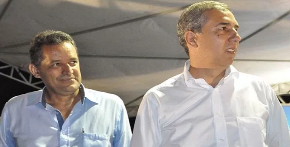 Depois de um 2017 marcado por ajustes e pela superação da herança deixada pela gestão anterior, a prefeitura de Posse, na região nordeste de Goiás, deve ter um ano marcado por boas notícias em 2018; além de colocar a casa em ordem, o que justifica o otimismo do prefeito Wilton Barbosa (PSDB) é a receptividade que ele tem encontrado no governo para firmar parcerias; Posse foi contemplada com R$ 5 milhões do programa Goiás na Frente no dia em que a cidade comemorava 145 anos (Foto: José Barbacena) Depois de um 2017 marcado por ajustes e pela superação da herança deixada pela gestão anterior, a prefeitura de Posse, na região nordeste de Goiás, deve ter um ano marcado por boas notícias em 2018; além de colocar a casa em ordem, o que justifica o otimismo do prefeito Wilton Barbosa (PSDB) é a receptividade que ele tem encontrado no governo para firmar parcerias; Posse foi contemplada com R$ 5 milhões do programa Goiás na Frente no dia em que a cidade comemorava 145 anos