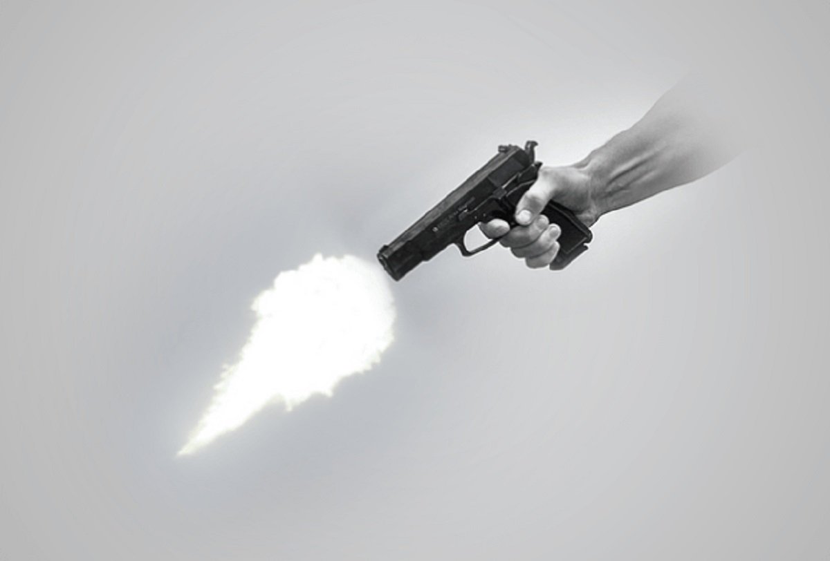 Duas mulheres e um homem foram assassinados na madrugada de hoje (29), no bairro Parque Santa Fé, aparentemente por uma nova ação do crime organizado. Os três foram assassinados com tiros de fuzil 765, arma usada pelas facções criminosas (Foto: Fatima 247) Duas mulheres e um homem foram assassinados na madrugada de hoje (29), no bairro Parque Santa Fé, aparentemente por uma nova ação do crime organizado. Os três foram assassinados com tiros de fuzil 765, arma usada pelas facções criminosas