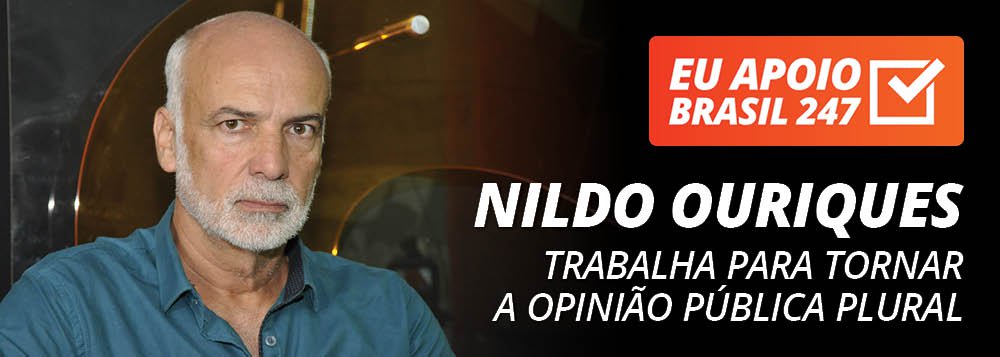 Economista Nildo Ouriques, pré-candidato à presidência da República pelo PSOL, apoia a campanha de assinaturas solidárias do 247. "O Brasil está submetido ao controle da opinião pública. Os monopólios manufaturam a opinião pública em favor dos interesses dominantes. Existe um esforço de jornalismo crítico, de jornalismo alternativo, que precisa contar com o apoio de todos nós", defende; assista ao seu vídeo de apoio
(Foto: Gisele Federicce) Economista Nildo Ouriques, pré-candidato à presidência da República pelo PSOL, apoia a campanha de assinaturas solidárias do 247. "O Brasil está submetido ao controle da opinião pública. Os monopólios manufaturam a opinião pública em favor dos interesses dominantes. Existe um esforço de jornalismo crítico, de jornalismo alternativo, que precisa contar com o apoio de todos nós", defende; assista ao seu vídeo de apoio