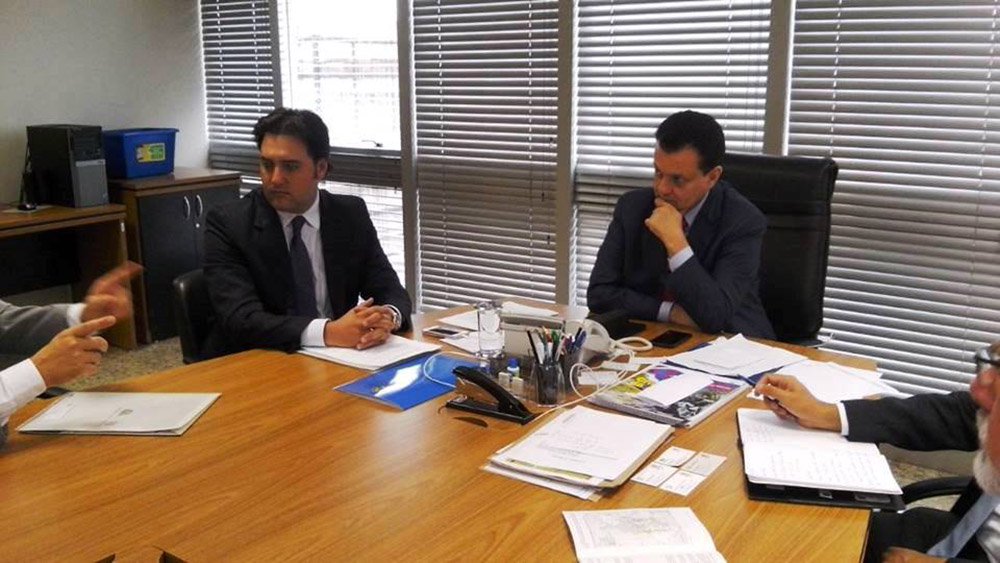 O ministro das Comunicações, Gilberto Kassab, descarta vitória do PSD para o governo do Paraná — apesar de o deputado Ratinho Junior colocar-se como candidato; segundo a coluna Radar, ele aposta na conquista de quatro governos estaduais: Bahia, Amazonas, Rio Grande do Norte e Santa Catarina (Foto: Leonardo Lucena) O ministro das Comunicações, Gilberto Kassab, descarta vitória do PSD para o governo do Paraná — apesar de o deputado Ratinho Junior colocar-se como candidato; segundo a coluna Radar, ele aposta na conquista de quatro governos estaduais: Bahia, Amazonas, Rio Grande do Norte e Santa Catarina