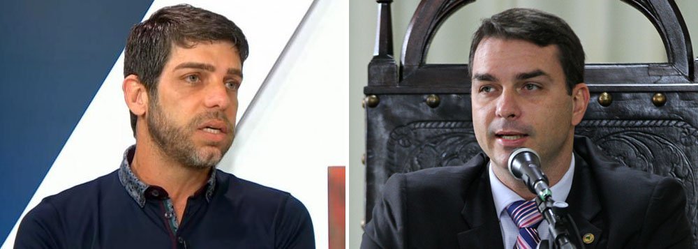 Ex-jogador do Vasco e da Seleção Brasileira voltou a agitar as redes sociais aos responder o deputado estadual Flavio Bolsonaro, um dos filhos de Jair Bolsonaro, que resolveu tirar satisfação com Juninho pelas críticas ao pai; “@Juninhope08 Impressiona como você realmente não enxerga que está sendo o preconceituoso ao julgar alguém sem nem conhecê-lo”, disse Bolsonaro, sendo respondido por Juninho: "Se existe preconceito contra preconceituosos peço desculpas a quem ofendi. De verdade pensei que não existia ! Cortela poderia me explicar?" (Foto: Aquiles Lins) Ex-jogador do Vasco e da Seleção Brasileira voltou a agitar as redes sociais aos responder o deputado estadual Flavio Bolsonaro, um dos filhos de Jair Bolsonaro, que resolveu tirar satisfação com Juninho pelas críticas ao pai; “@Juninhope08 Impressiona como você realmente não enxerga que está sendo o preconceituoso ao julgar alguém sem nem conhecê-lo”, disse Bolsonaro, sendo respondido por Juninho: "Se existe preconceito contra preconceituosos peço desculpas a quem ofendi. De verdade pensei que não existia ! Cortela poderia me explicar?"