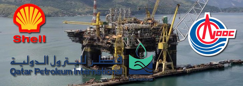 O consórcio entre a Shell, a chinesa CNOOC e a QPI, do Catar, foi o único a apresentar proposta para arrematar a área de Alto de Cabo Frio Oeste, no pré-sal da Bacia de Santos, de acordo com resultado de leilão da reguladora ANP nesta sexta-feira; o lance do consórcio levou a área com oferta de 22,87 por cento de óleo à União, sem ágio (Foto: Leonardo Attuch) O consórcio entre a Shell, a chinesa CNOOC e a QPI, do Catar, foi o único a apresentar proposta para arrematar a área de Alto de Cabo Frio Oeste, no pré-sal da Bacia de Santos, de acordo com resultado de leilão da reguladora ANP nesta sexta-feira; o lance do consórcio levou a área com oferta de 22,87 por cento de óleo à União, sem ágio
