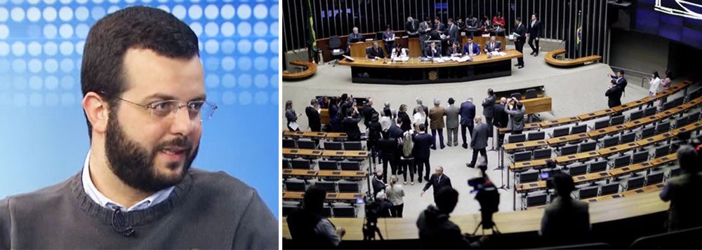 Para o cientista político e professor da Universidade Federal do ABC (UFABC) Vitor Marchetti, com o surgimento de novas ideias a cada semana e sem um objetivo certo, o debate se perdeu; "São inúmeras propostas, com pessoas tirando-as da cartola, sem saber de onde surgiu. Aí vota-se rapidamente em comissões e vai ao plenário. A reforma virou uma salada", diz Marchetti (Foto: Charles Nisz) Para o cientista político e professor da Universidade Federal do ABC (UFABC) Vitor Marchetti, com o surgimento de novas ideias a cada semana e sem um objetivo certo, o debate se perdeu; "São inúmeras propostas, com pessoas tirando-as da cartola, sem saber de onde surgiu. Aí vota-se rapidamente em comissões e vai ao plenário. A reforma virou uma salada", diz Marchetti