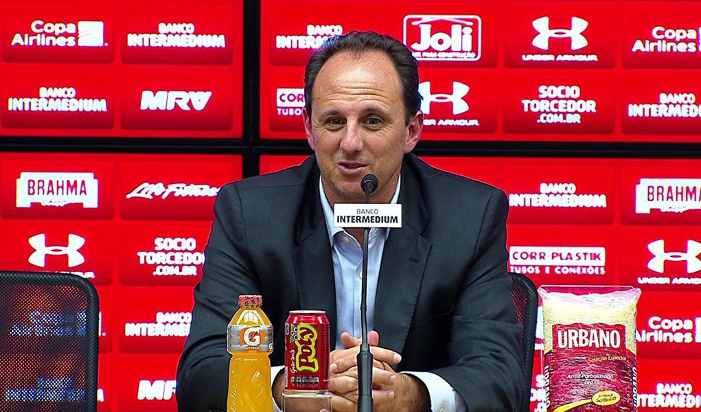 O Fortaleza conseguiu uma grande contratação para 2018, ano do seu Centenário; Rogério Ceni será o treinador do time; o ex-goleiro e maior ídolo da história do São Paulo iniciou a carreira de treinador no seu clube de coração este ano, mas foi demitido em julho e agora terá sequência em um dos maiores clubes do Nordeste (Foto: Voney Malta) O Fortaleza conseguiu uma grande contratação para 2018, ano do seu Centenário; Rogério Ceni será o treinador do time; o ex-goleiro e maior ídolo da história do São Paulo iniciou a carreira de treinador no seu clube de coração este ano, mas foi demitido em julho e agora terá sequência em um dos maiores clubes do Nordeste