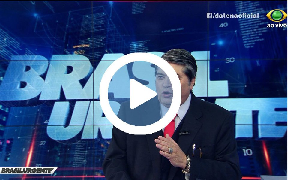 "Isso é uma calamidade, um tapa na cara da sociedade", disse o apresentador, que apoiou o golpe contra Dilma Rousseff, que colocou Michel Temer no poder; "Fiquem mexendo com a boiada, que quando a boiada estourar em cima de vocês eu vou adorar ver um monte de bandido eleito sendo pisoteado pelo povo", disse ele; "Vocês deveriam ser executados em praça pública", disse; assista (Foto: Gisele Federicce) "Isso é uma calamidade, um tapa na cara da sociedade", disse o apresentador, que apoiou o golpe contra Dilma Rousseff, que colocou Michel Temer no poder; "Fiquem mexendo com a boiada, que quando a boiada estourar em cima de vocês eu vou adorar ver um monte de bandido eleito sendo pisoteado pelo povo", disse ele; "Vocês deveriam ser executados em praça pública", disse; assista